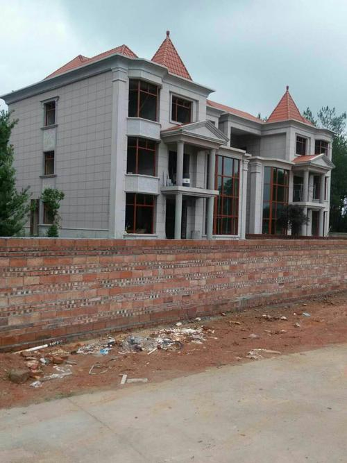 仿石漆施工時，為什么要做分格縫？